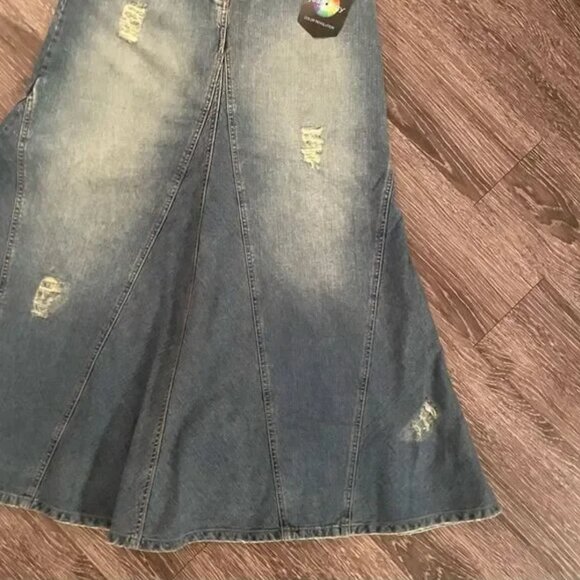NWT Jeanology vintage denim maxi skirt - Picture 8 of 9